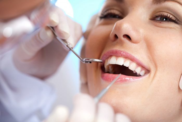 Treat with a root canal at an emergency dentist in Malmö